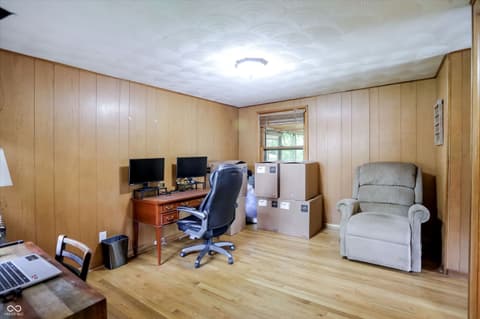 Photo of 410 W Ash Street, Zionsville, IN