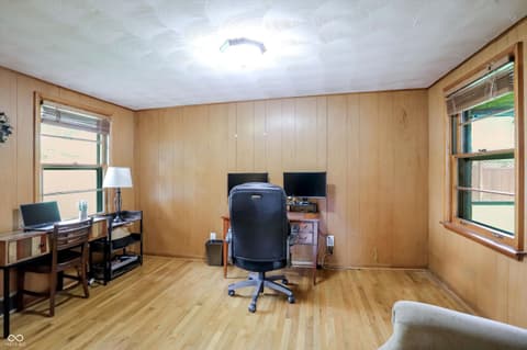 Photo of 410 W Ash Street, Zionsville, IN