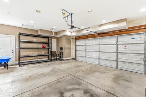 Garage at 5654 W Woodstock Trail, McCordsville, IN