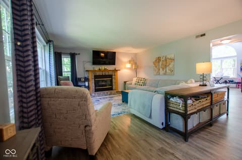 Living room at 8939 Emperors Court, Indianapolis, IN