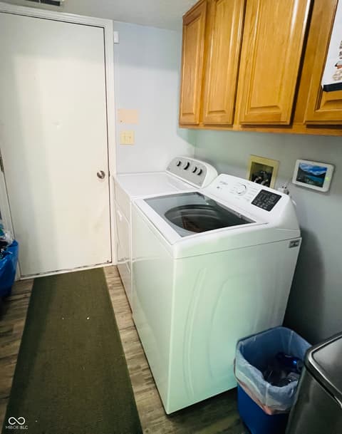 Laundry room at 8939 Emperors Court, Indianapolis, IN