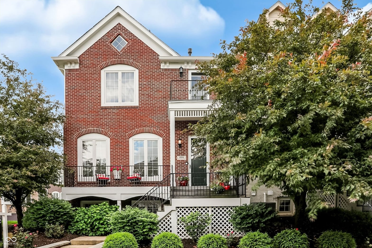 Photo of 201 Manchester Drive, Zionsville, IN
