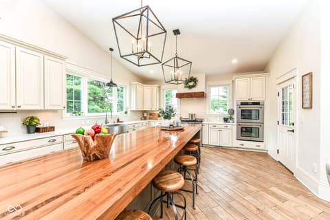 Photo of 11410 E 300 N, Sheridan, IN