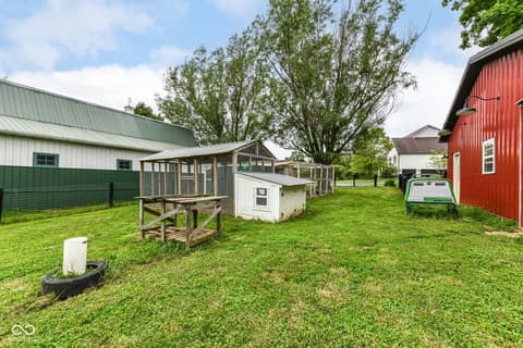 Yard at 11410 E 300 N, Sheridan, IN