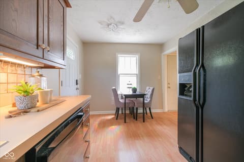 Photo of 610 W Hanna Avenue, Indianapolis, IN