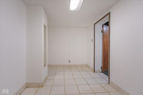 Photo of 610 W Hanna Avenue, Indianapolis, IN