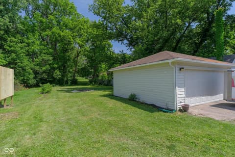 Photo of 610 W Hanna Avenue, Indianapolis, IN