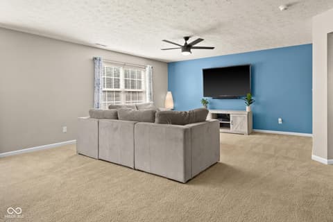 Living room at 14934 Alysheba Drive, Noblesville, IN