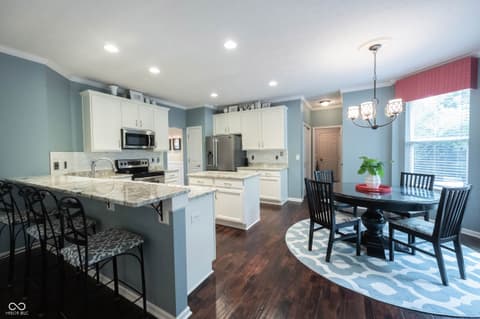 Photo of 11807 Wedgeport Lane, Fishers, IN