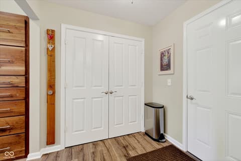 Photo of 14091 Timber Knoll Drive, McCordsville, IN