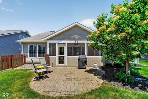 Photo of 14091 Timber Knoll Drive, McCordsville, IN