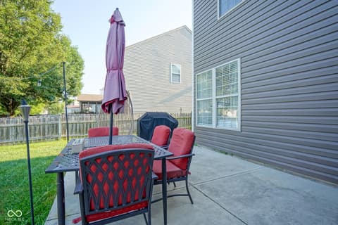 Photo of 12854 Sweet Briar Parkway, Fishers, IN