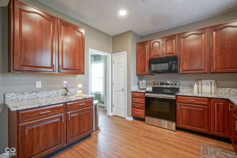 Photo of 12854 Sweet Briar Parkway, Fishers, IN