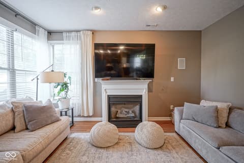 Photo of 12854 Sweet Briar Parkway, Fishers, IN