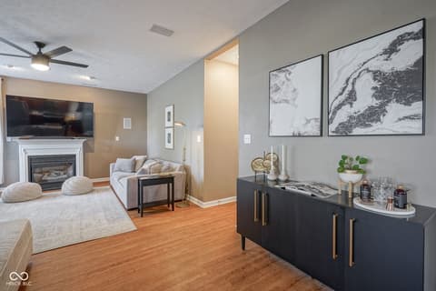 Photo of 12854 Sweet Briar Parkway, Fishers, IN