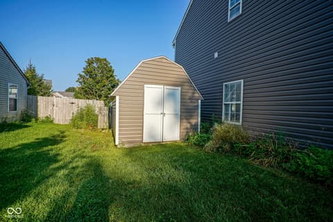 Photo of 12854 Sweet Briar Parkway, Fishers, IN