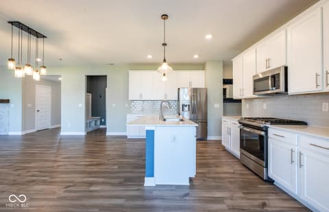 Photo of 17301 Tribute Row, Noblesville, IN