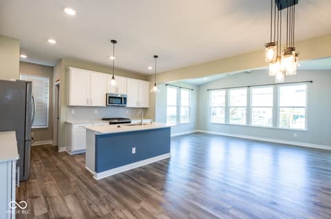Photo of 17301 Tribute Row, Noblesville, IN