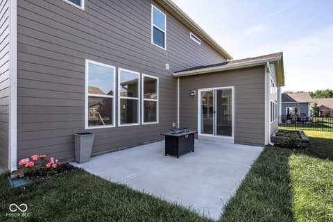 Photo of 17301 Tribute Row, Noblesville, IN
