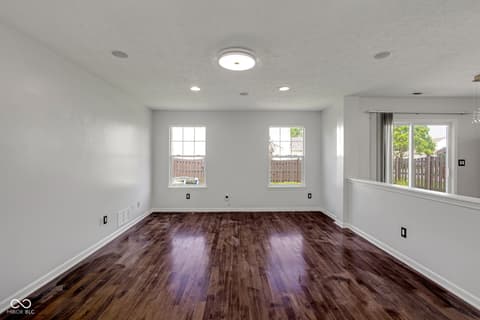 Photo of 550 Jayson Circle, Westfield, IN