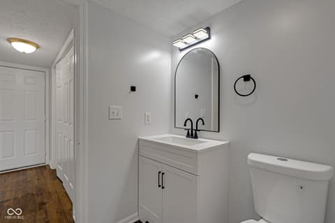 Photo of 550 Jayson Circle, Westfield, IN