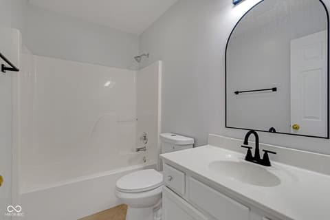 Photo of 550 Jayson Circle, Westfield, IN