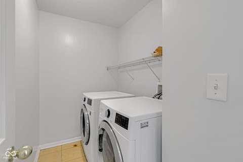 Photo of 550 Jayson Circle, Westfield, IN