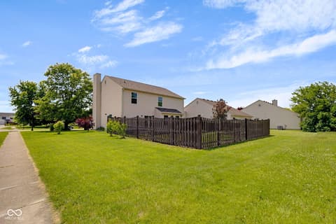 Photo of 550 Jayson Circle, Westfield, IN