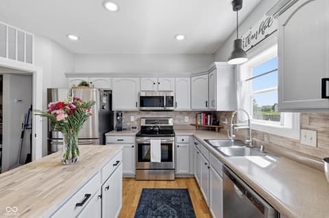 Photo of 11025 Cool Winds Way, Fishers, IN