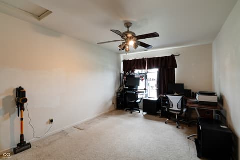Photo of 755 Sedgewick Lane, Greenfield, IN