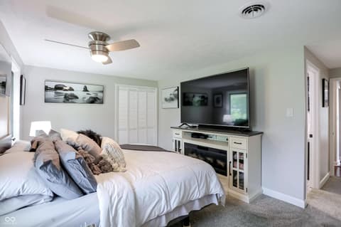 Photo of 169 Bayview Drive, Cicero, IN