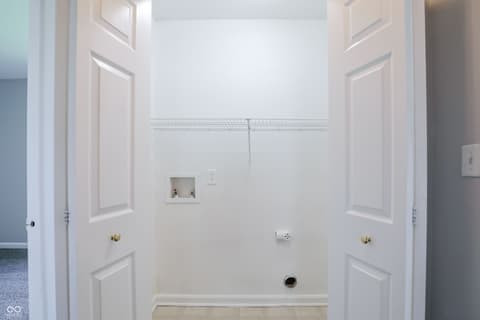 Laundry room at 15487 Dry Creek Road, Noblesville, IN