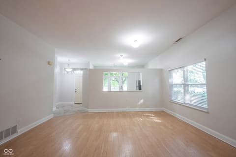 Photo of 7345 Brittany Way, Fishers, IN