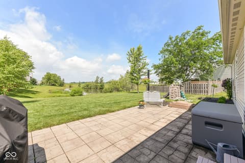 Outdoor living area at 1410 Bigleaf Circle, Sheridan, IN