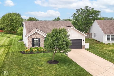 Front exterior at 1410 Bigleaf Circle, Sheridan, IN
