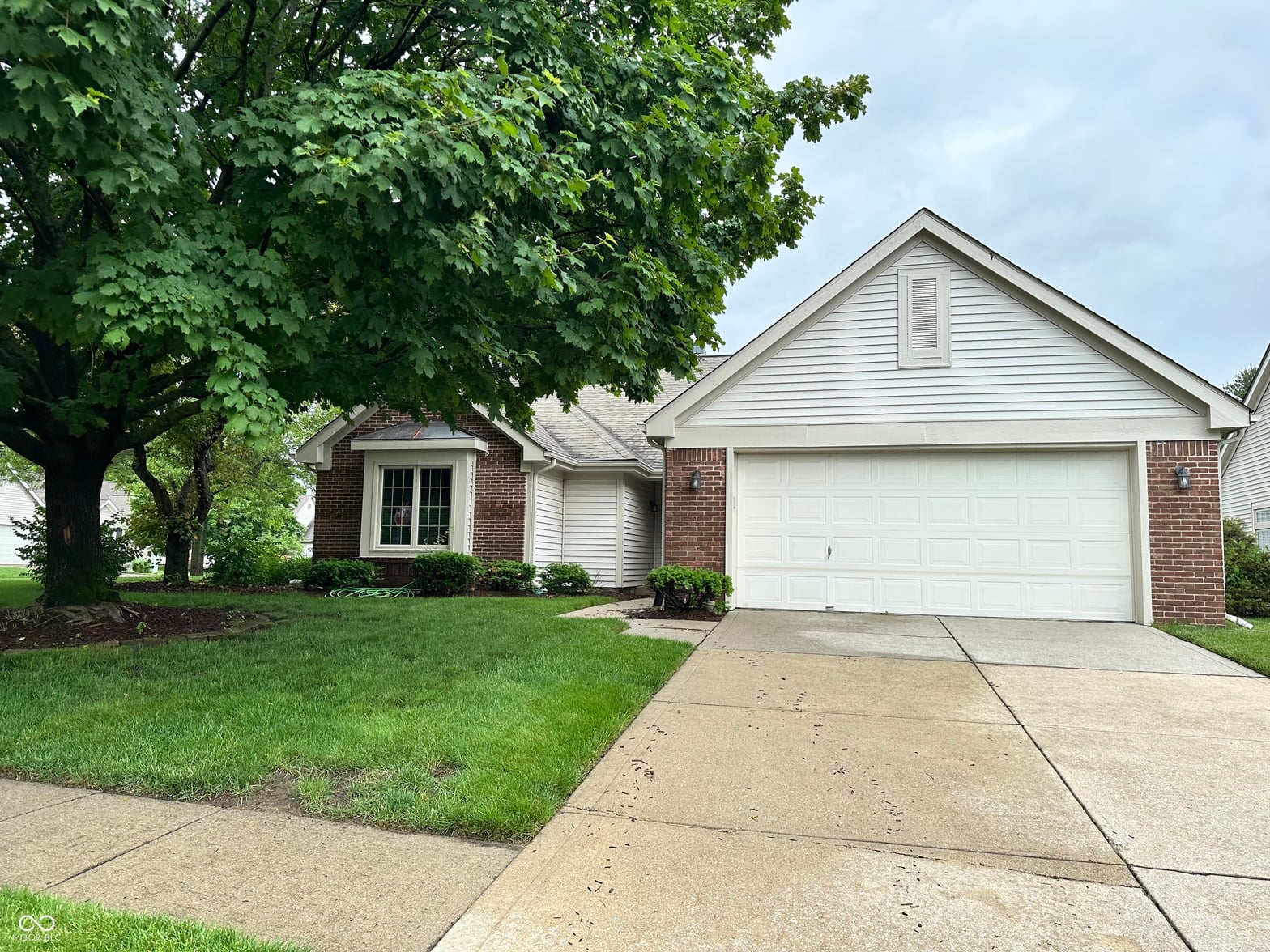 Front exterior at 17934 Village Way N, Noblesville, IN