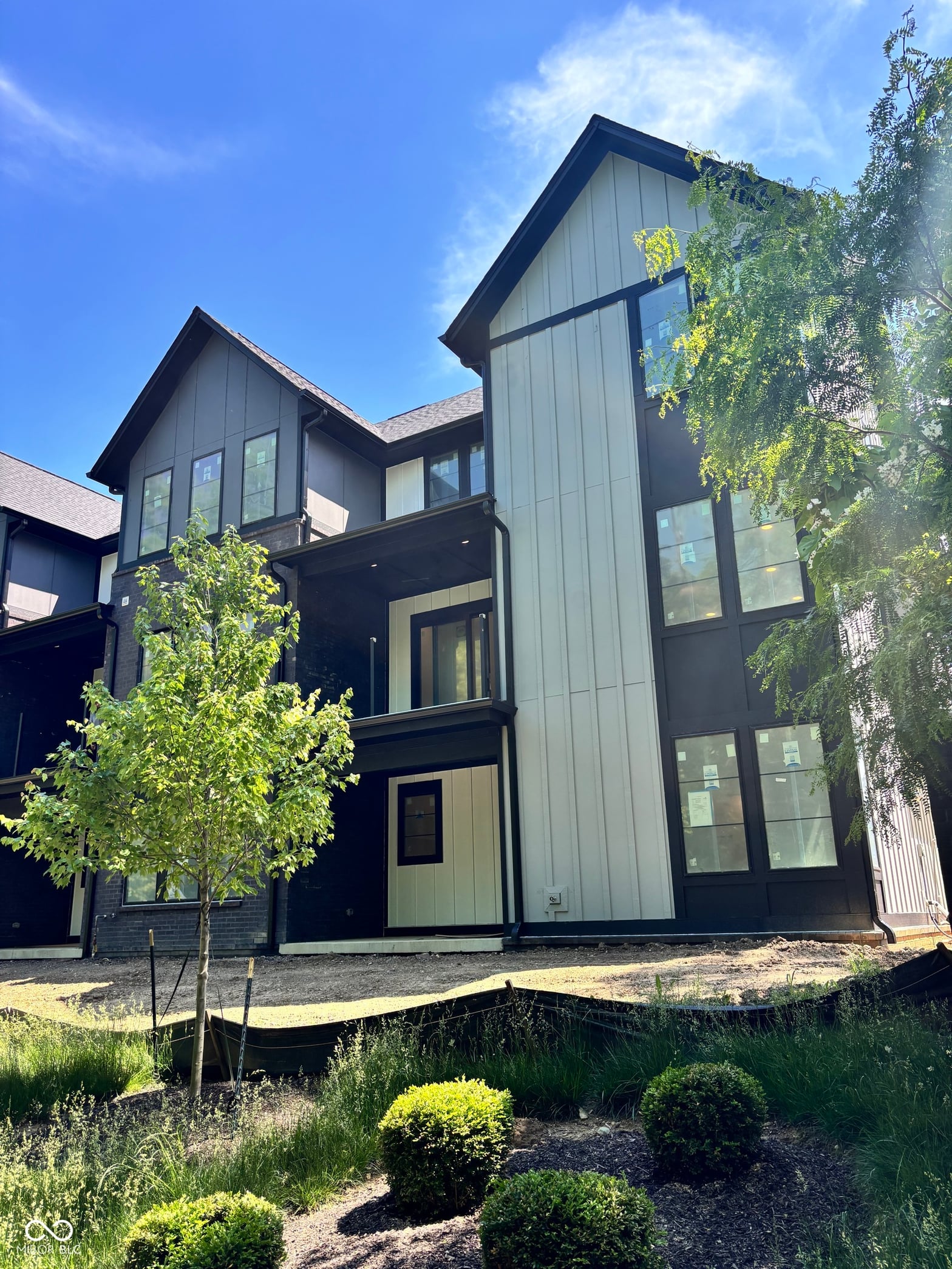 Photo of 160 Midland Trace Loop, Westfield, IN
