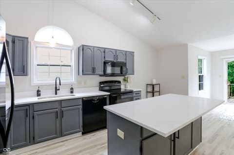 Photo of 7476 Chipwood Drive, Noblesville, IN