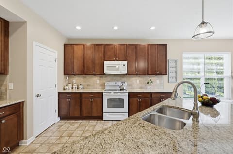 Photo of 563 Flint Boulevard, Fortville, IN