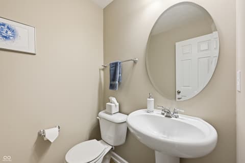 Photo of 563 Flint Boulevard, Fortville, IN