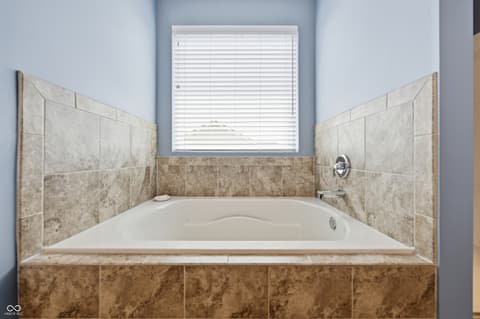 Photo of 563 Flint Boulevard, Fortville, IN