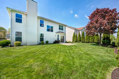 Photo of 563 Flint Boulevard, Fortville, IN