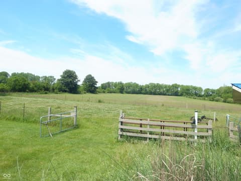 Photo of 7518 N County Road 75 E, Lizton, IN