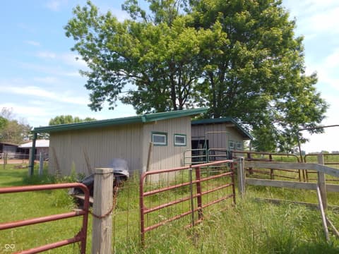 Photo of 7518 N County Road 75 E, Lizton, IN