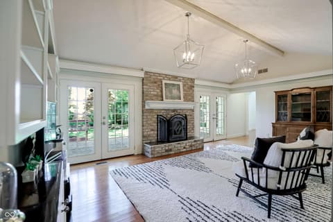 Photo of 8732 Green Branch Lane, Indianapolis, IN