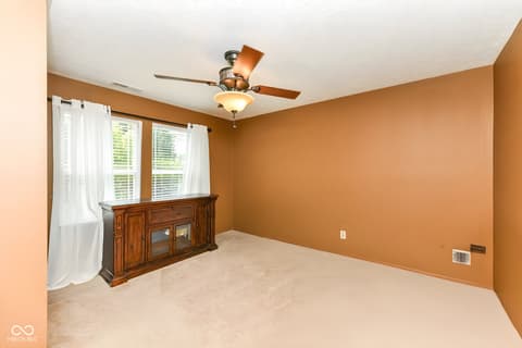 Photo of 15770 Chapel Park Drive E, Noblesville, IN