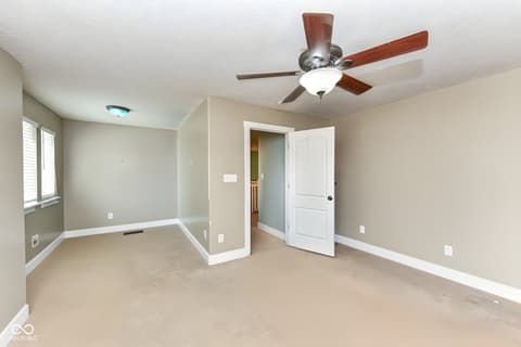 Photo of 15770 Chapel Park Drive E, Noblesville, IN