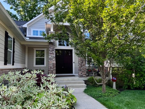 2913 Cordial Court