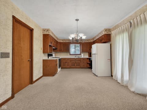 Photo of 8782 Surrey Drive, Pendleton, IN