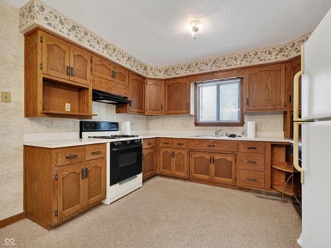 Photo of 8782 Surrey Drive, Pendleton, IN